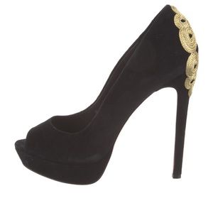 B Brian Atwood Pumps